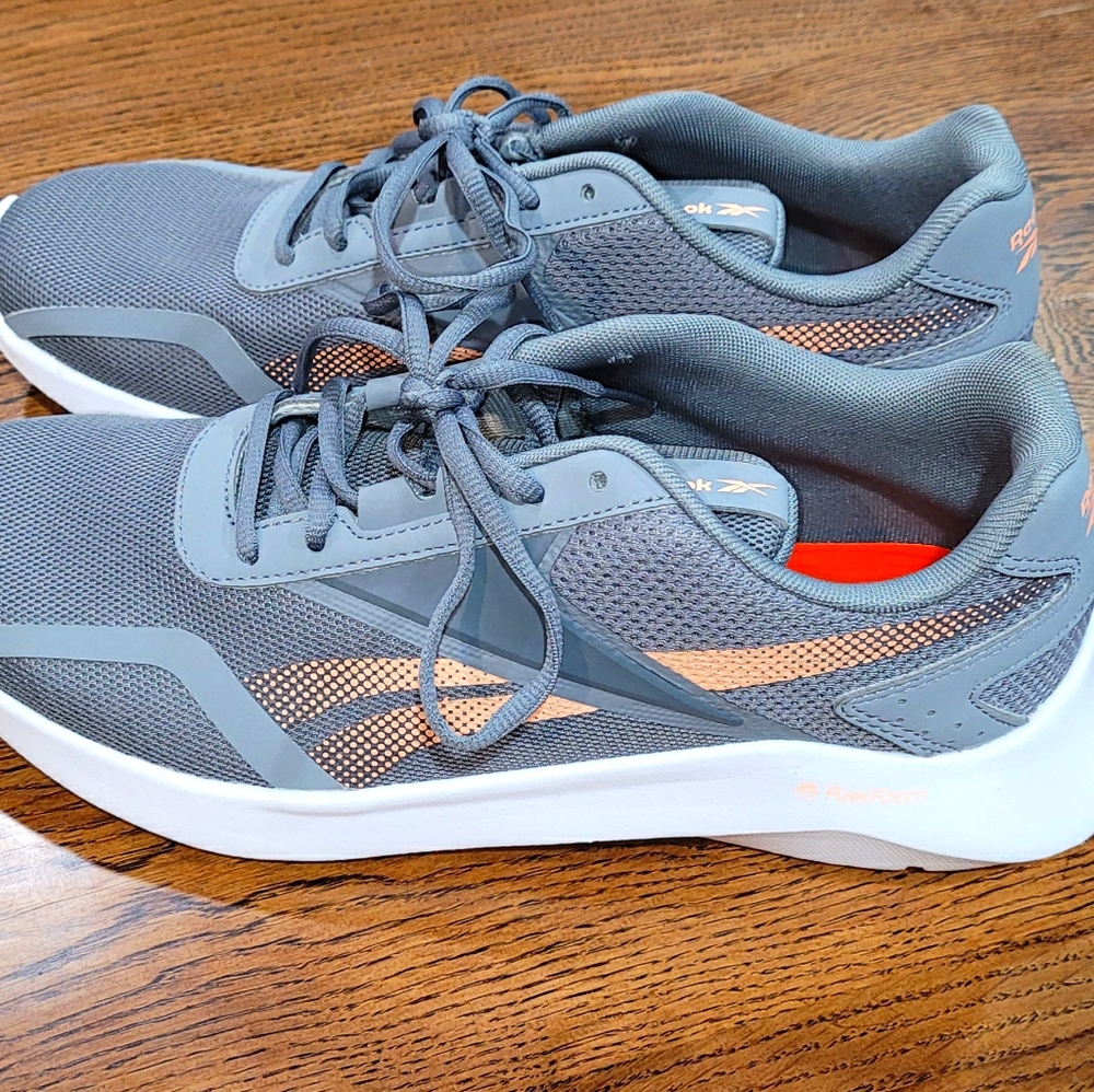 Women's  Reebok shoes